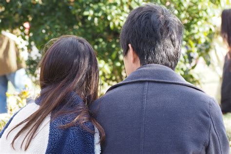 彼氏 付き合う意味|付き合うとはどういうこと？意味とメリット、男女の。